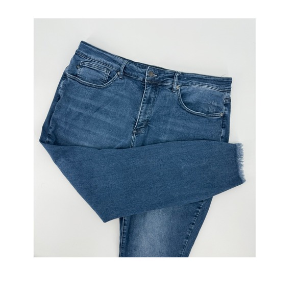 Judy Blue Denim - 22W Judy Blue Women's Skinny Jeans - Blue